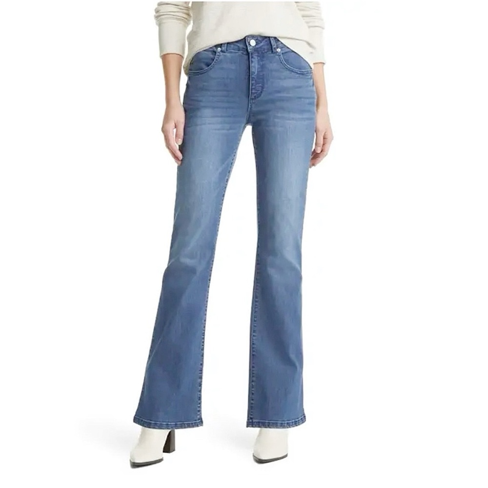 CASLON Figure Flattering High Waist Flare Leg Jeans Blue Size 8
